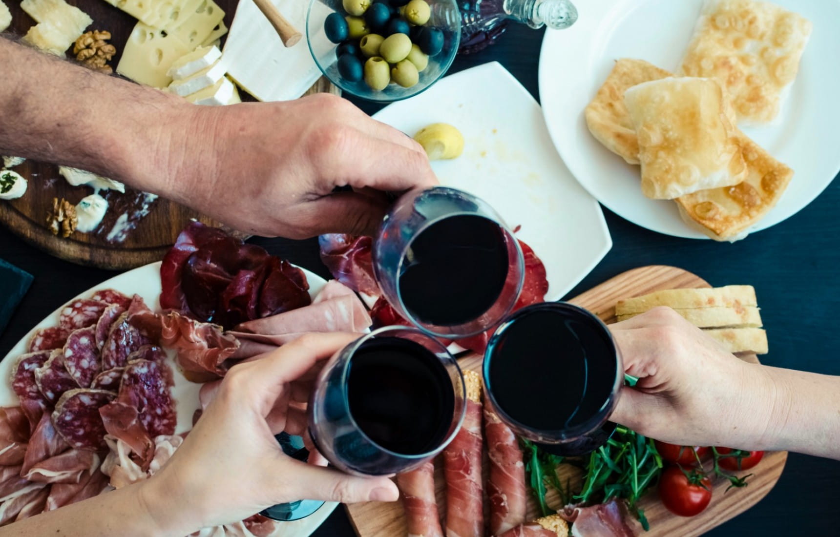 Perfect Wine and Food Combos for Your Big Event