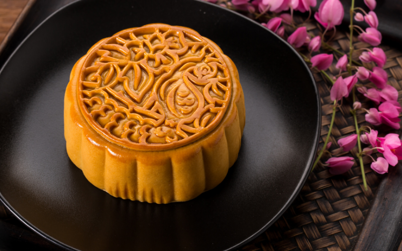 Crafting Tradition: The Art of Making Longevity Cakes in Singapore